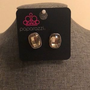 Paparazzi earrings